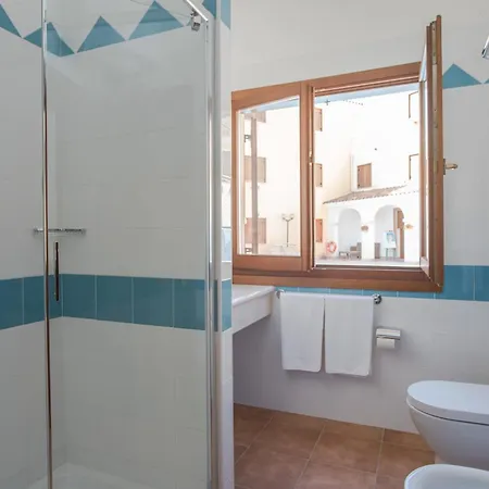 Idyllic Cala Viola B3 1 Bedapt Sleeps 3 *