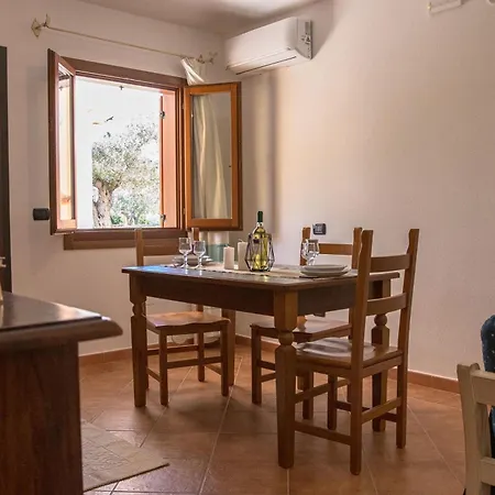 Idyllic Cala Viola B3 1 Bedapt Sleeps 3 *