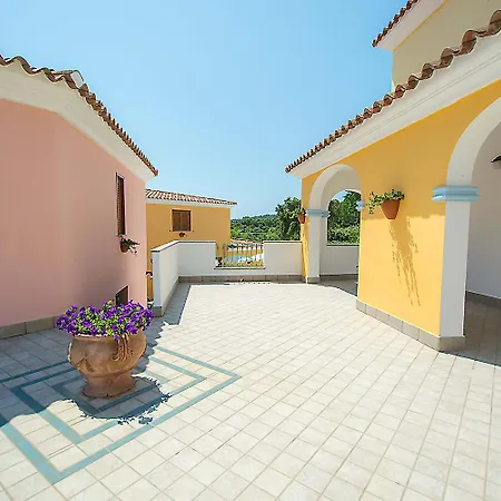 Apartment Idyllic Cala Viola B3 1 Bedapt Sleeps 3 Cala Liberotto