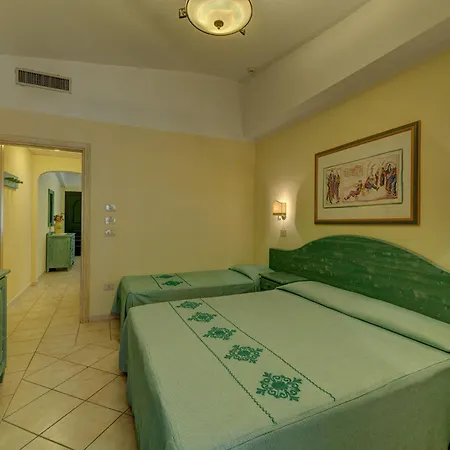 Idyllic Cala Viola B3 1 Bedapt Sleeps 3 *