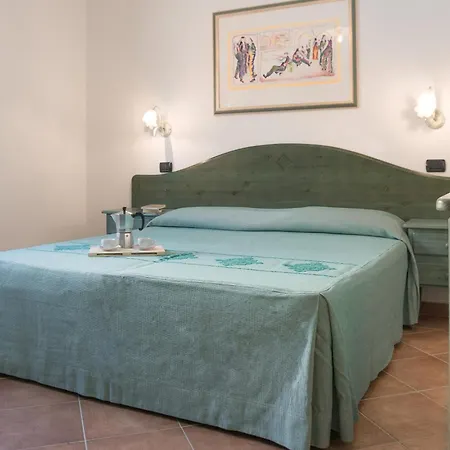 Idyllic Cala Viola B3 1 Bedapt Sleeps 3 * Cala Liberotto