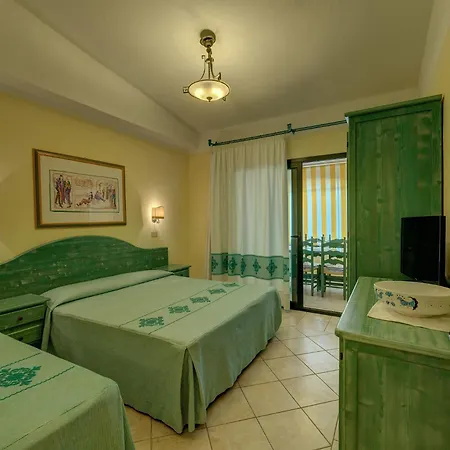 דירה Idyllic Cala Viola B3 1 Bedapt Sleeps 3 קאלה ליברוטו