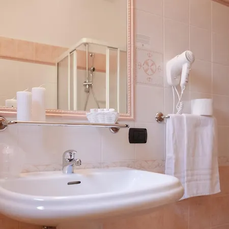 דירה Idyllic Cala Viola B3 1 Bedapt Sleeps 3 קאלה ליברוטו