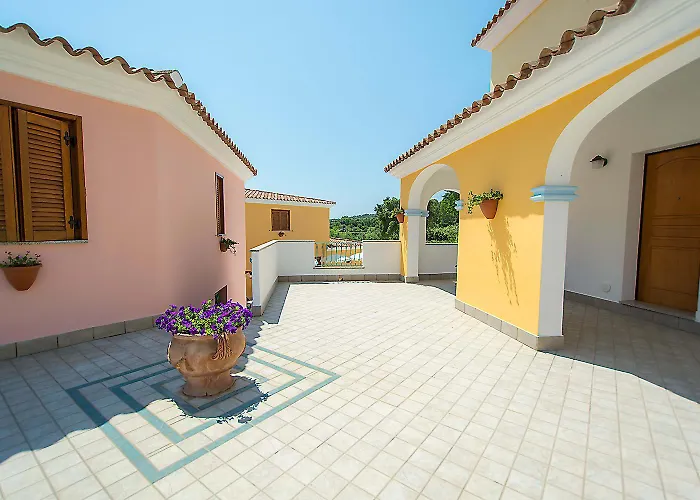 Daire Idyllic Cala Viola B3 1 Bedapt Sleeps 3 Cala Liberotto